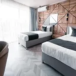 Address Hotel *