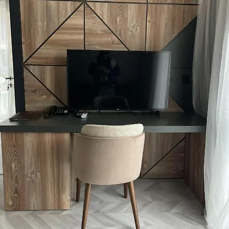 Address Хотел Равда