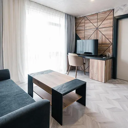 Address Хотел Равда